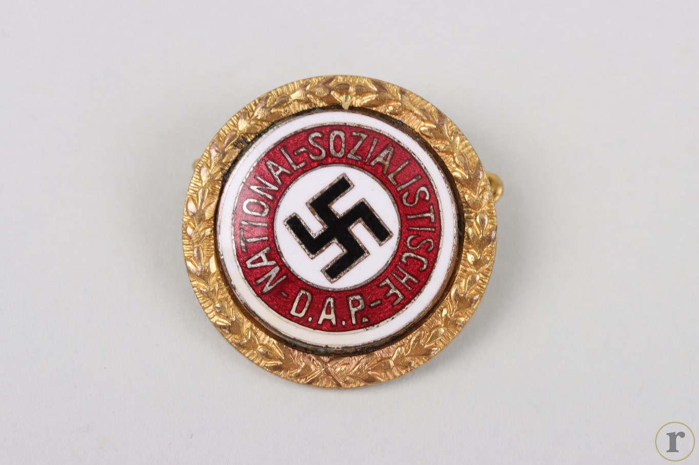 #74-1604 – NSDAP Golden Party Badge ‘80400’ – small type (Fuess)