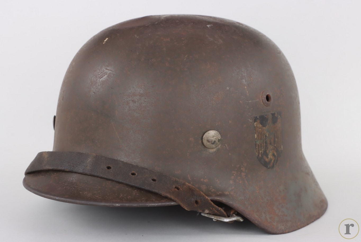 #75-0284 – M35 Kriegsmarine ex-double single decal combat helmet, « ET64 »