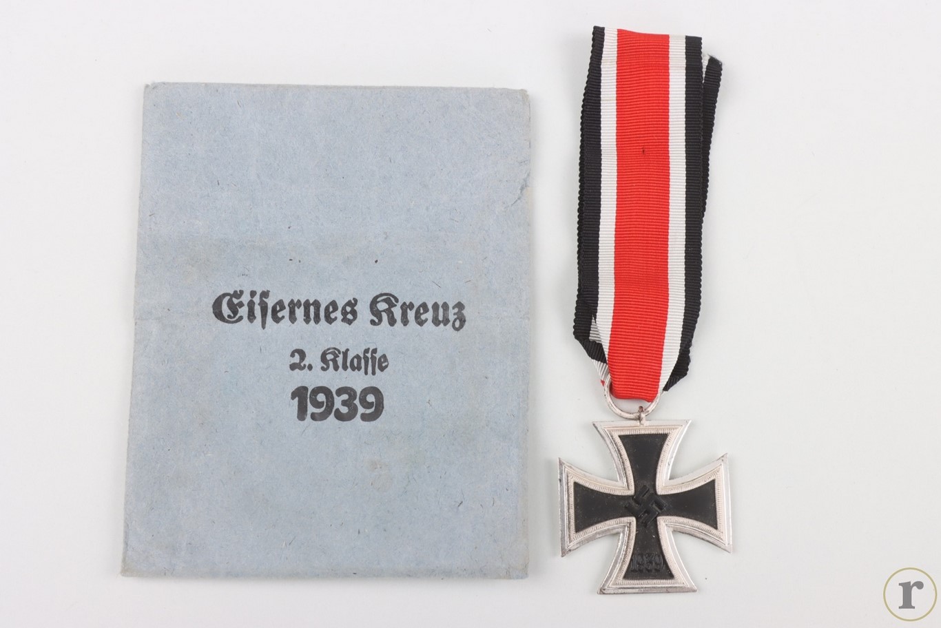 #75-1512 – 1939 Iron Cross 2nd Class with bag – Walter & Henlein