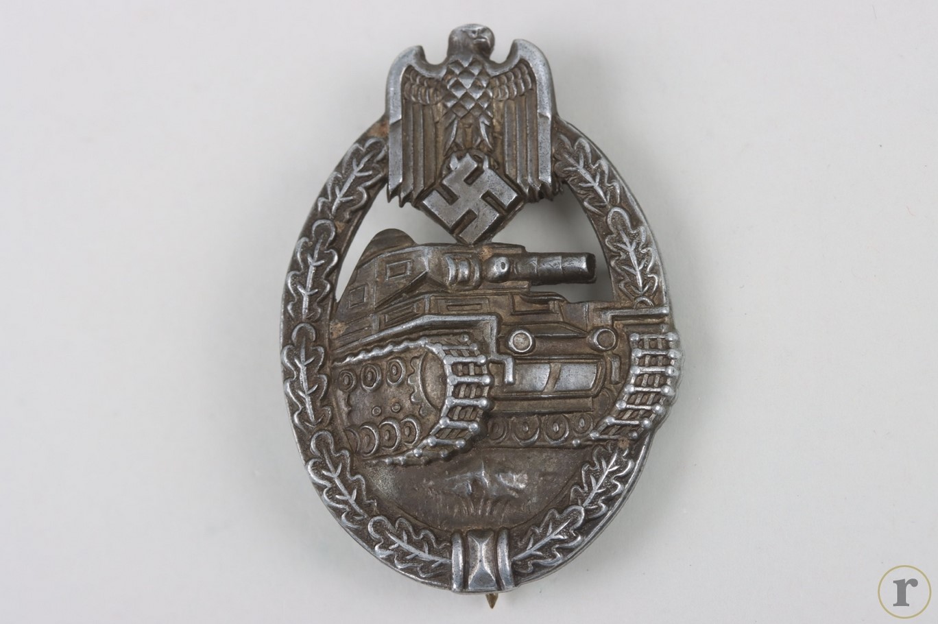 #75-1569 – Tank Assault Badge in Bronze