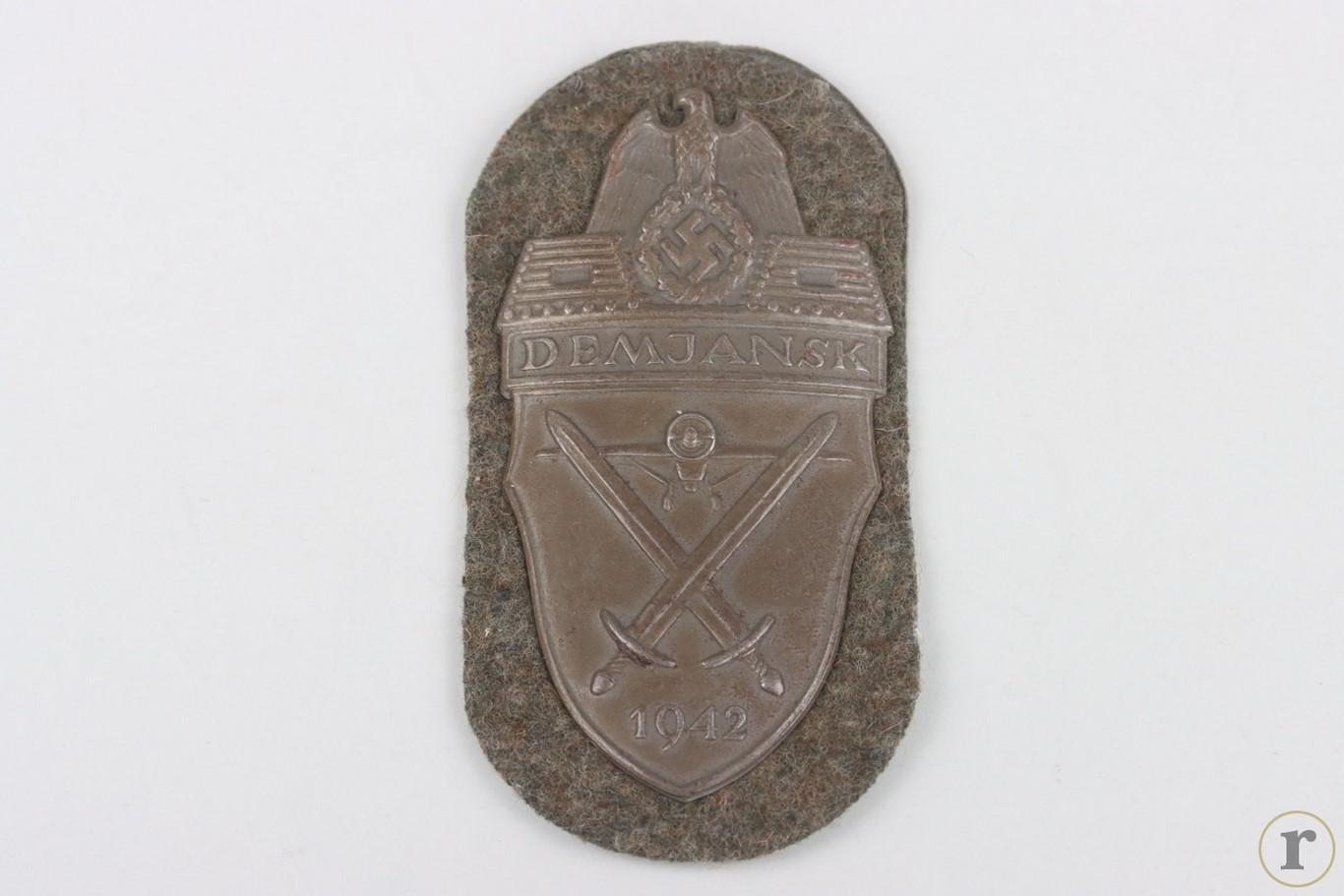 #75-1633 – Demyansk Shield