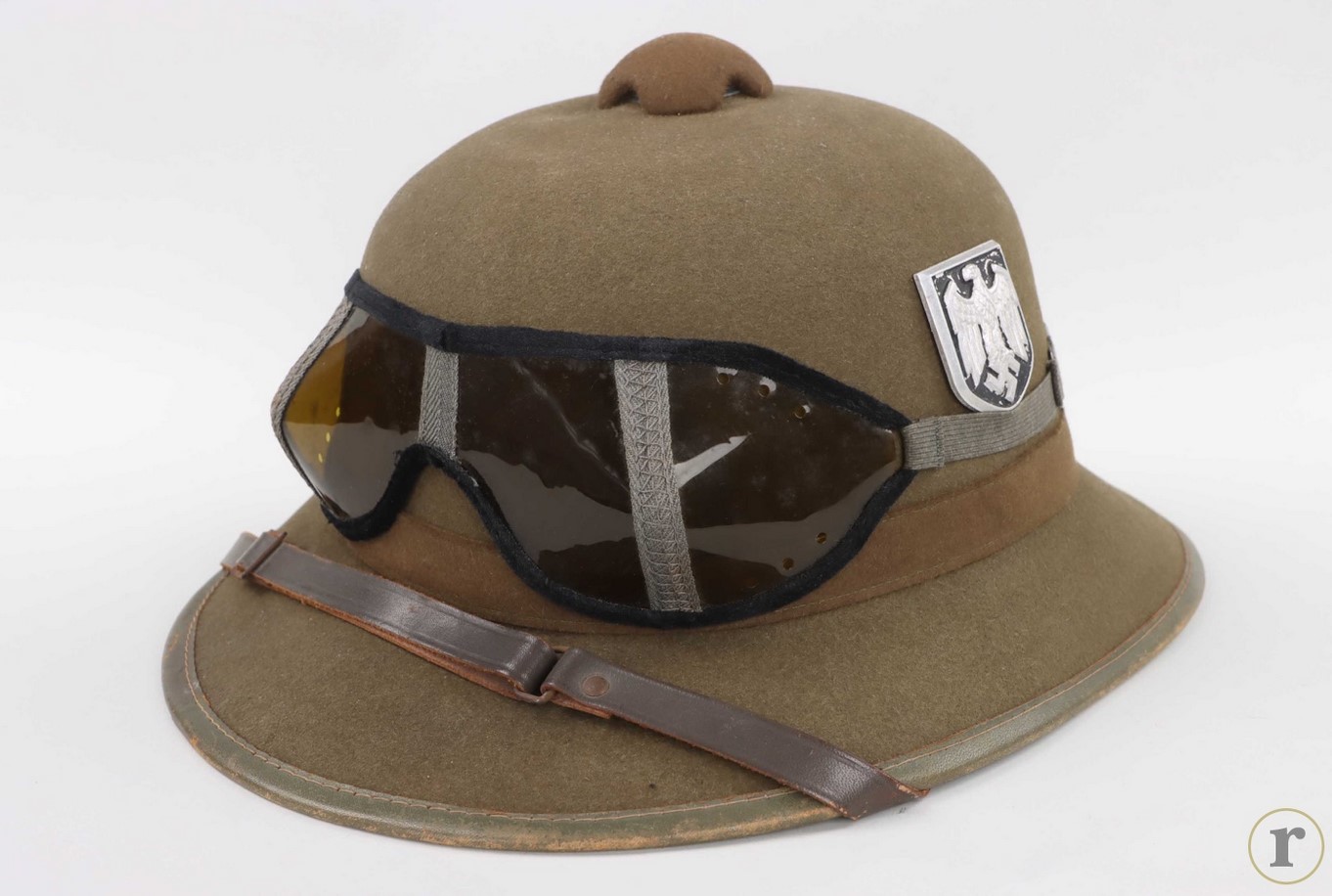 #75-0273 – Wehrmacht Tropical pith helmet with dust protection goggles – F. ST.L