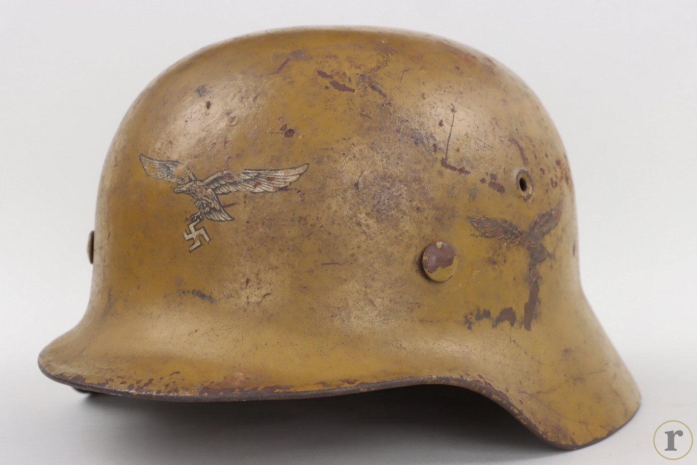 #75-0278 – Luftwaffe Afrikakorps M40 helmet with two eagles