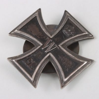 #75-1806 – 1914 Iron Cross 1st Class with screwback – Deutscher Offizier-Verein ‘800’