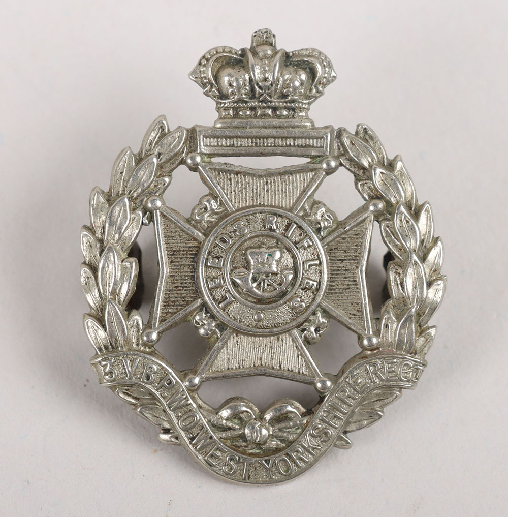 #190 – Victorian 3rd Volunteer Battalion Prince of Wales Own West Yorkshire Regiment Field Service Cap Badge