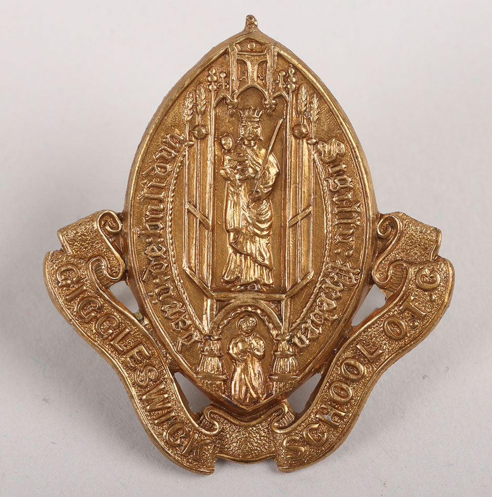 #193 – Rare Gigglesworth School OTC Cap Badge