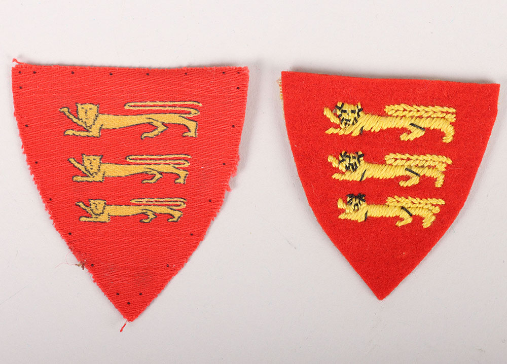 #216 – WW2 Channel Islands Force 135 Cloth Formation Signs