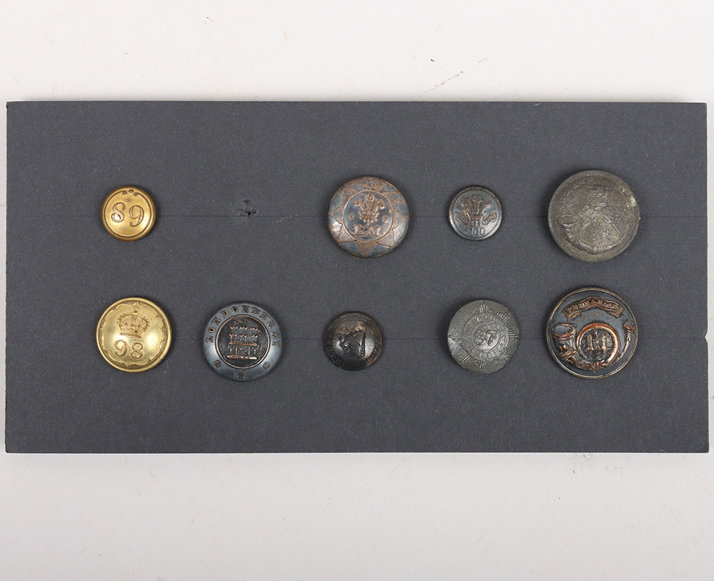 #295 – Irish Coatee Buttons (1820-1855),