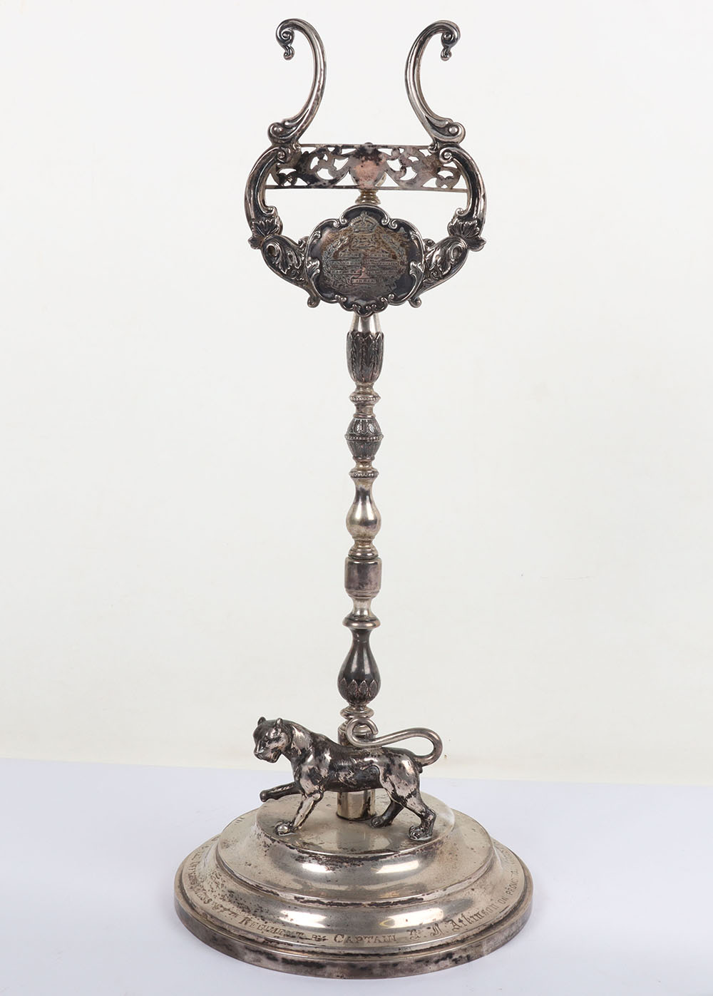 #344 – Hampshire Regiment Regimental Mess Centre Piece