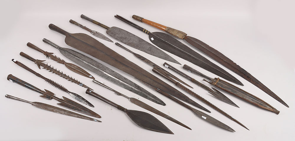 #424 – 17x Assorted African Tribal Spear Heads