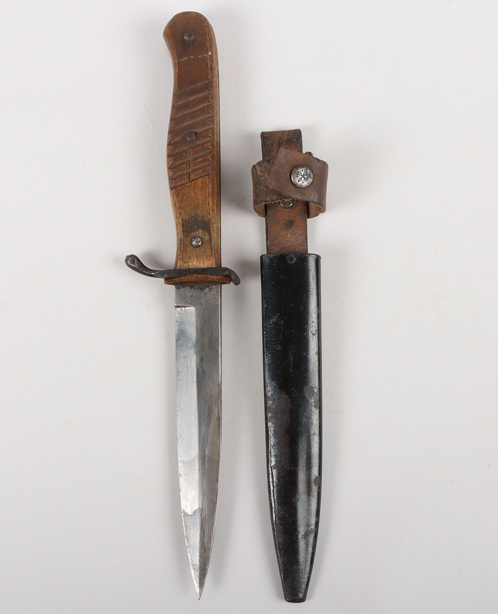 #591 – WW1 German Trench Knife