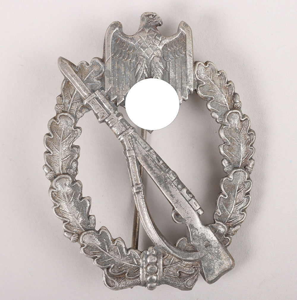 #682 – WW2 German Army / Waffen-SS Infantry Assault Comat Badge in Silver by Alois Rettenmaier, Schwäbisch-Gmünd