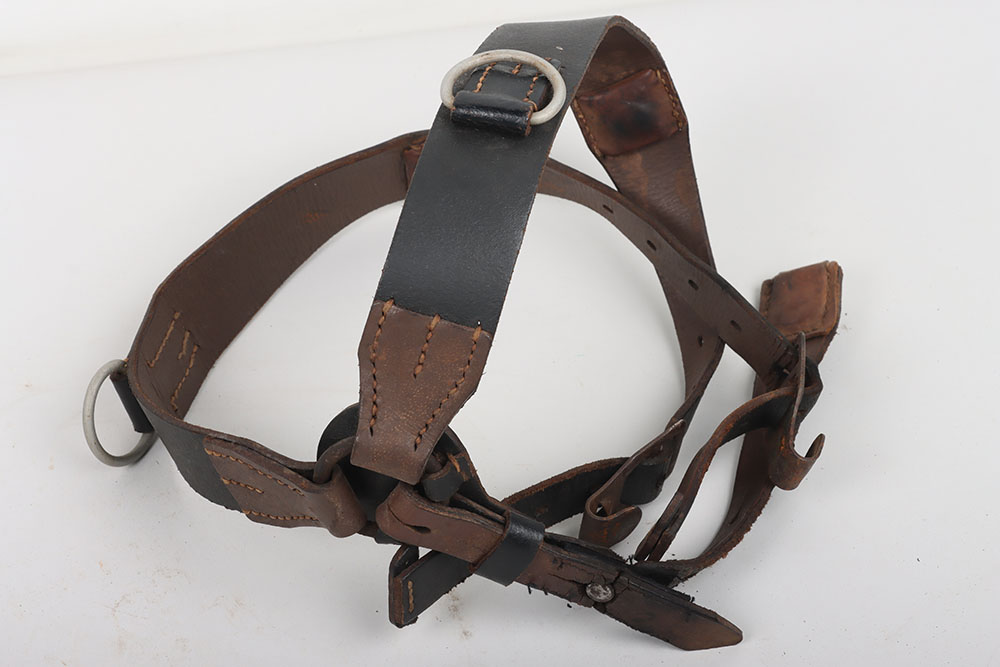 #853 – WW2 German Combat Leather Y-Straps