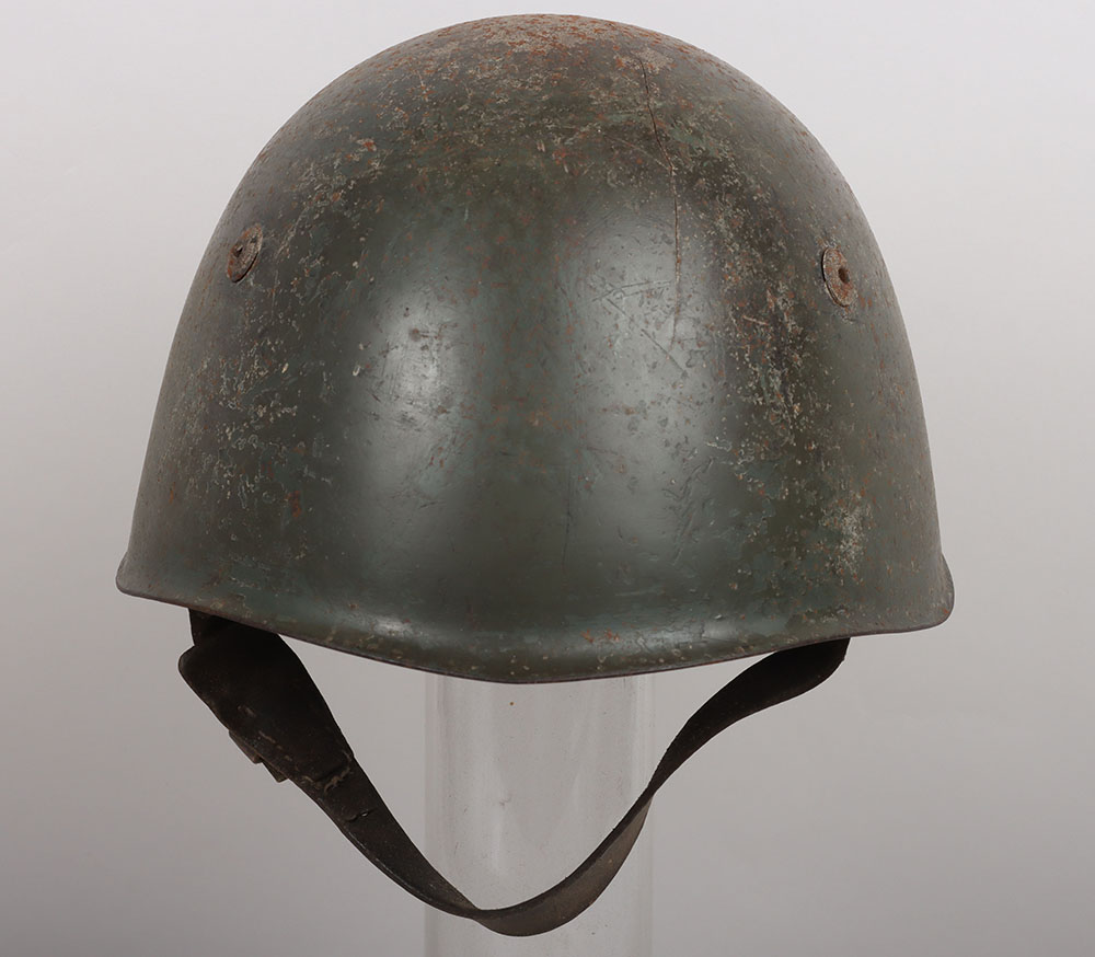 #867 – WW2 Italian Steel Combat Helmet