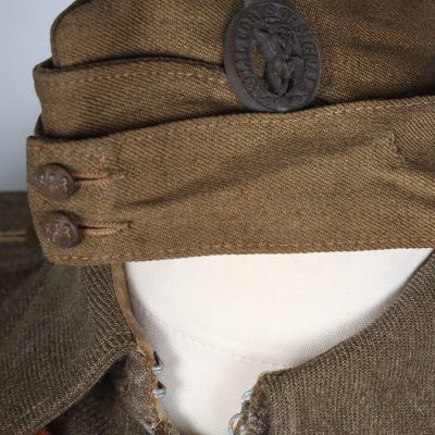 #270 – WW2 Royal Signals Battle Dress Blouse with Private Snap Shot Photographs of VE Day in London 1945