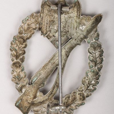 #416 – WW2 German Army / Waffen-SS Infantry Assault Badge in Silver by C.E. Juncker, Berlin