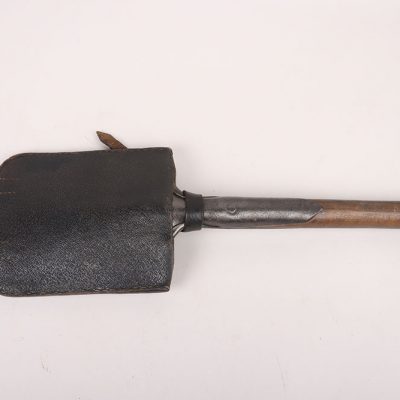 #521 – WW2 German Armed Forces Entrenching Tool with Carrie