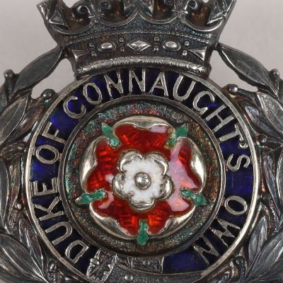 #81 – 6th Duke of Connaughts Own Hampshire Regiment Officers Cap Badge