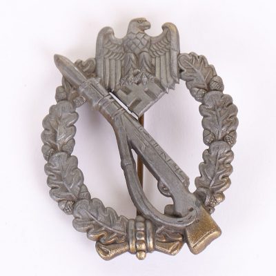 #201 – WW2 German Army / Waffen-SS Infantry Assault Badge in Bronze, Schickle Design