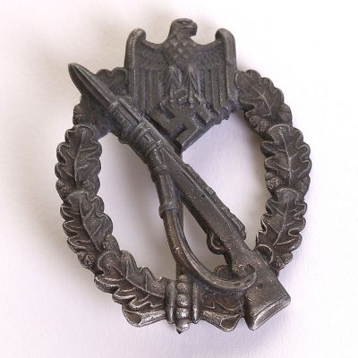 #205 – WW2 German Army / Waffen-SS Infantry Assault Badge in Silver, by E Ferd Wiedmann