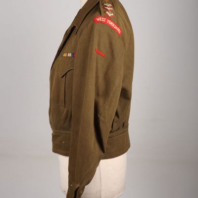 #238 – WW2 British West Yorkshire Regiment Officers Private Purchase Battle Dress Blouse