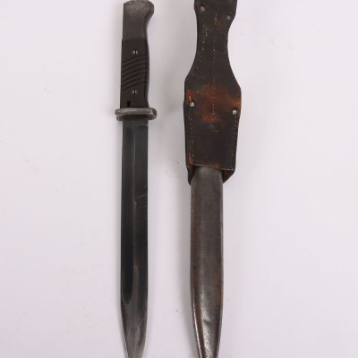 #698 – WW2 German K98 Combat Bayonet with Matching Numbers by Mundlos