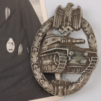 #79-1516 – Ofw. Walter Wolf (Knight’s Cross) – Tank Assault Badge in Silver ‘Juncker’ (cut-out)