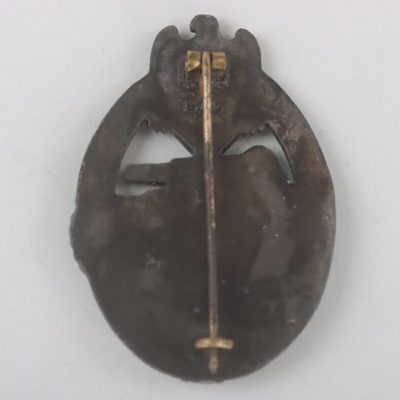 #79-1523 – Tank Assault Badge in Bronze ‘Fo’