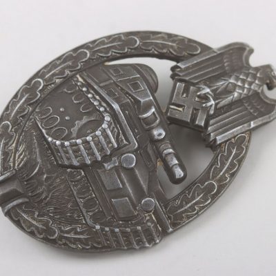 #79-1525 – Tank Assault Badge in Bronze ‘W.Deumer’