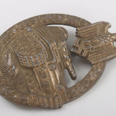 #79-1527 – Tank Assault Badge in Bronze ‘S&L’