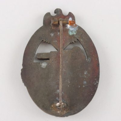 #79-1531 – Tank Assault Badge in Bronze ‘F&R’