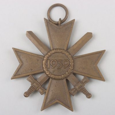 #79-1689 – Wound Badge in Silver and War merit cross 2.class with swords