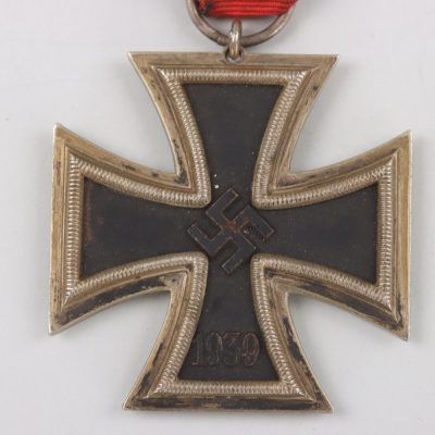 #79-1390 – 1939 Iron Cross 2nd Class by Deschler & Sohn, ‘1’