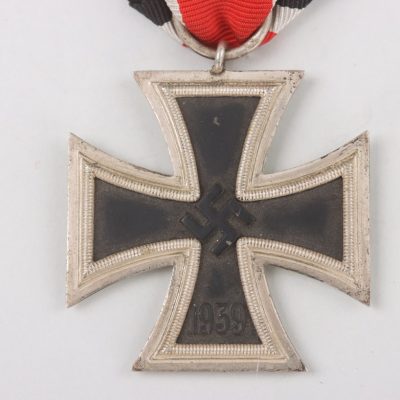 #79-1392 – 1939 Iron Cross 2nd Class by Wilhelm Deumer ‘3’