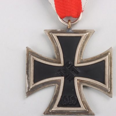 #79-1399 – 1939 Iron Cross 2nd Class, non-magnetic wide schinkel Juncker