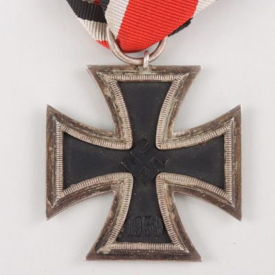 #79-1400 – 1939 Iron Cross 2nd Class by Franz Reischauer, ‘132’