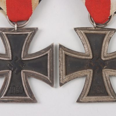 #79-1407 – 2x 1939 Iron Cross 2nd Class – Maker 19 and 65