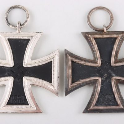 #79-1409 – 2x 1939 Iron Cross 2nd Class, Wächtler & Lange ‘100’ + Klein & Quenzer ’65’